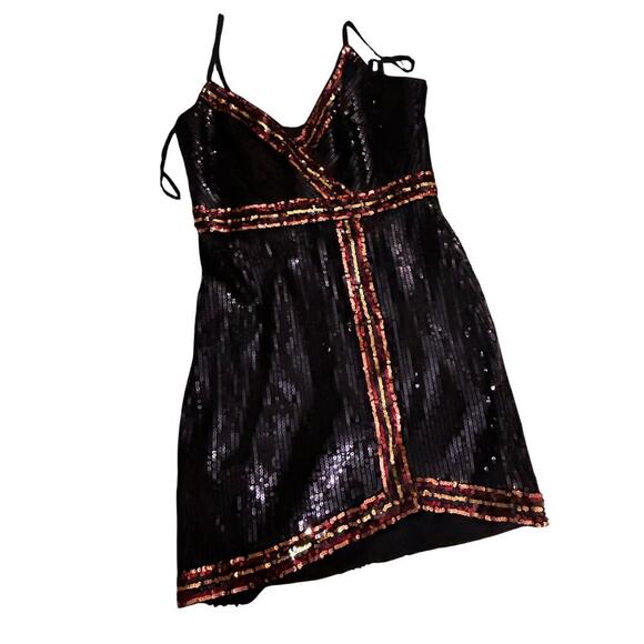 BCBGMAXAZRIA x Bloomingdale’s 
Rainbow Trim Sequin Cocktail Dress - size 8 NWT - Picture 9 of 10